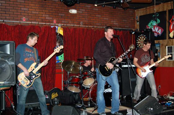 GROUNDED live at Iguana Mack's, Chandler, Jan 3, 2009